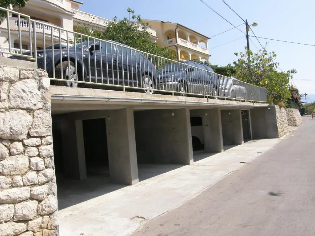 Apartment In Lopar With Sea View, Terrace, Wireless, Washing Machine 0*,  크로아티아